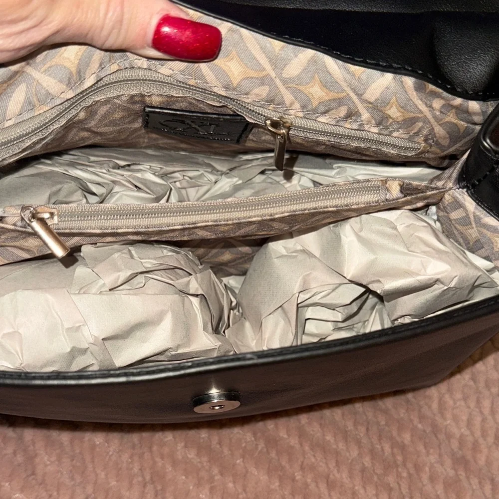 Christian Lacroix Black and Silver Shoulder Bag - Picture 3 of 8